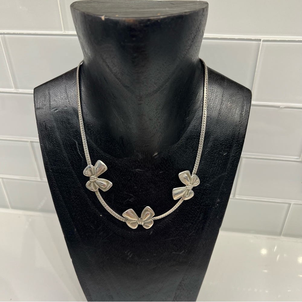 90s Chunky Silver Tone Bow Statement Necklace Herringbone Chain Necklace